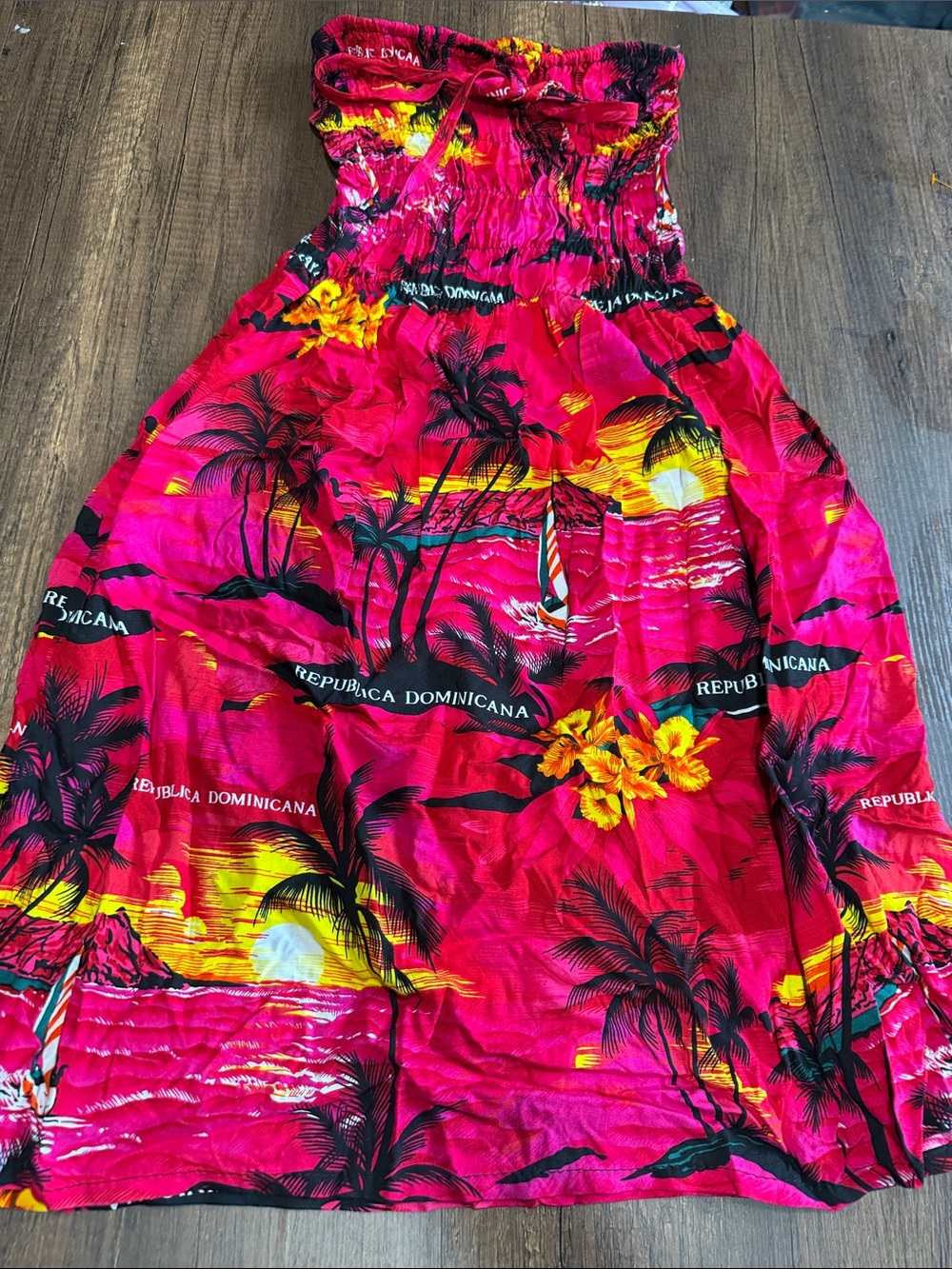 Bold Tropical‎ Strapless Dress with 'Republica Dominicana' Print # 1 A